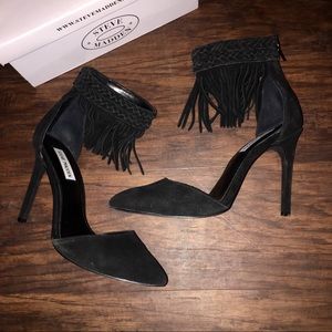 Steve Madden fringe pumps